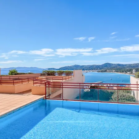 Spacious & Unique Sea View Terrace Pool & Charm Appartamento Le Lavandou